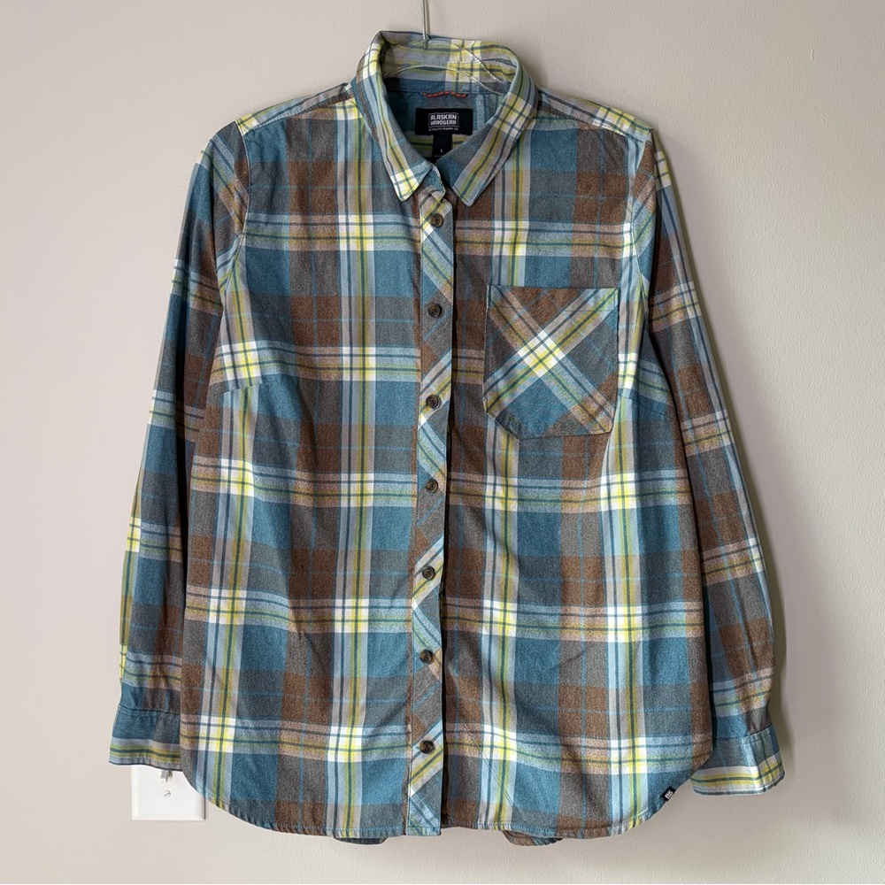 Duluth Trading Co Alaskan Hardgear Plaid Button Down Shirt